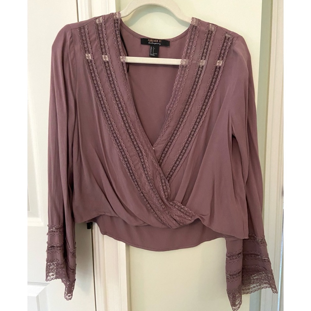 Flowy sleeve Blouse